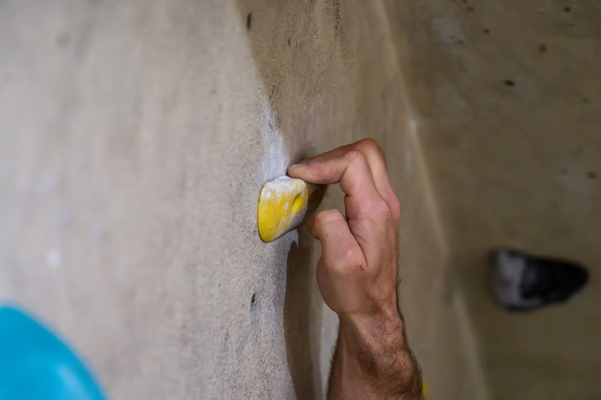 Hard crimping: How to get better at climbing crimps