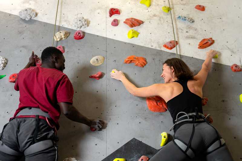 The ultimate guide to climbing competitions for gyms